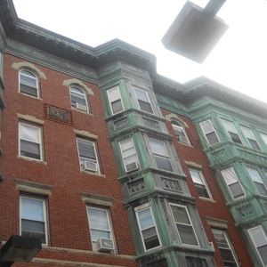 Meet your Posher, Elizabeth